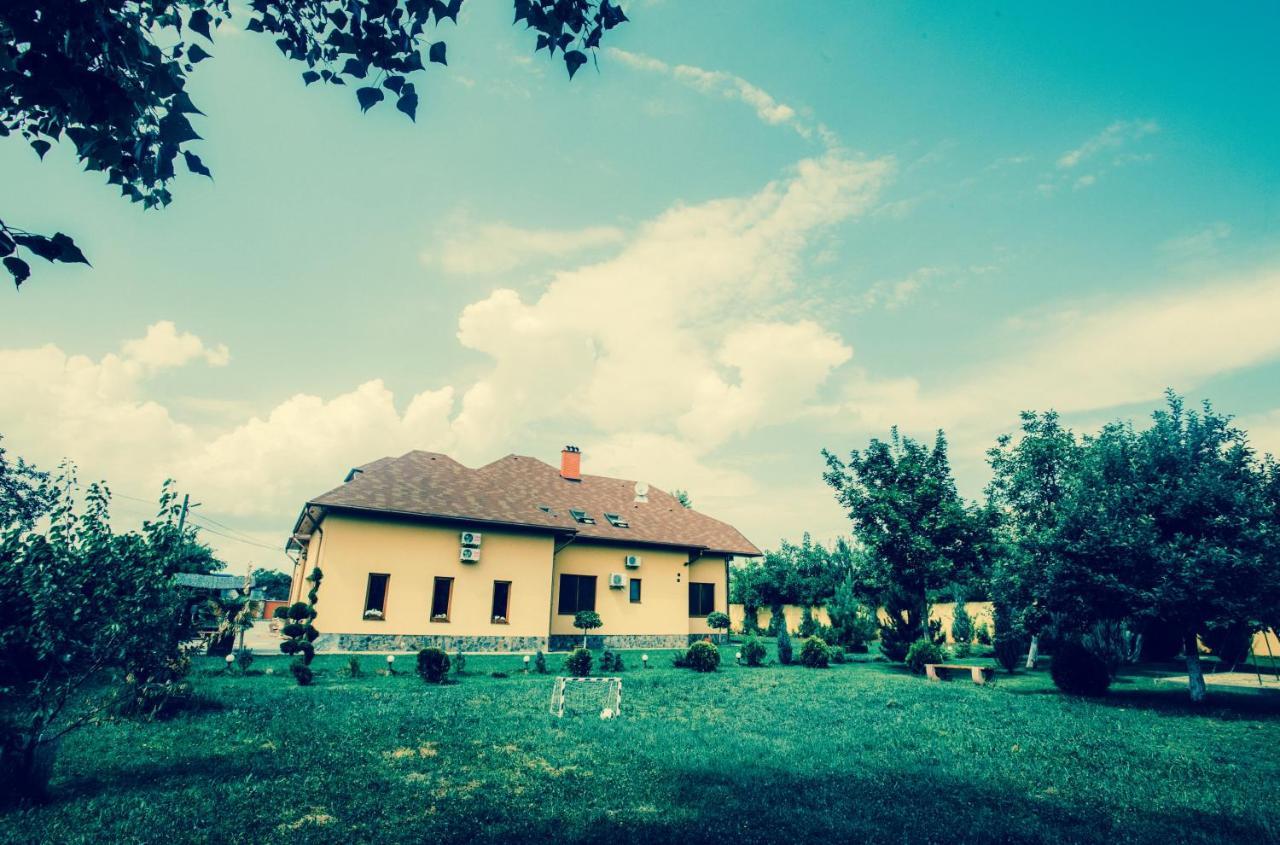 Sunrise Boutique Hotel Berehove (Transcarpathia) Exterior foto