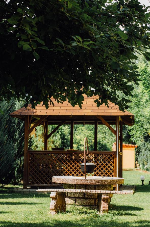 Sunrise Boutique Hotel Berehove (Transcarpathia) Exterior foto